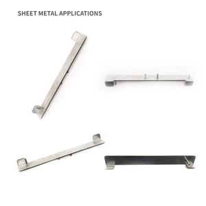 Монтажный кронштейн для управляющей платы в изогнутом металлическом корпусе